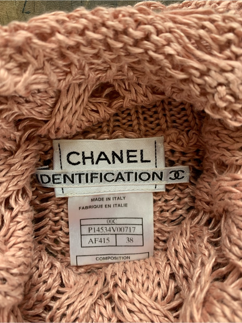 CHANEL Sleeveless Cable Knit Turtleneck - Dusty Rose - Picture 3 of 7